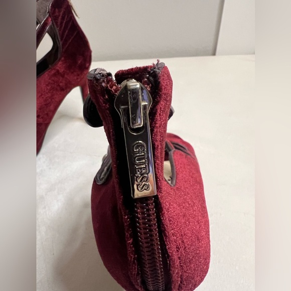 Guess Deep Red Velvet Strappy Stilletos Size 8M - Picture 12 of 15